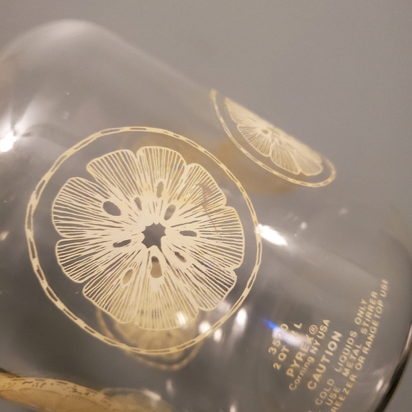 Vintage Pyrex Lemonade Pitcher - Picture 7 of 10